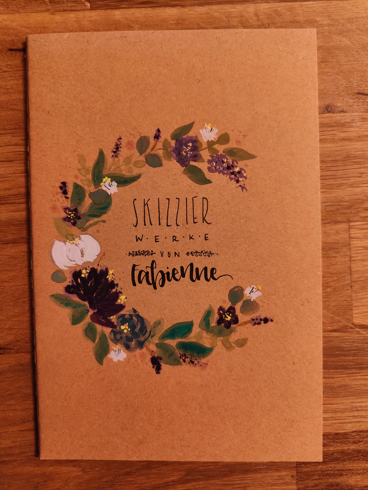 Handbemaltes Skizzenheft mit Blumen – Künstlerisches Notizheft für Skizzen & Ideen