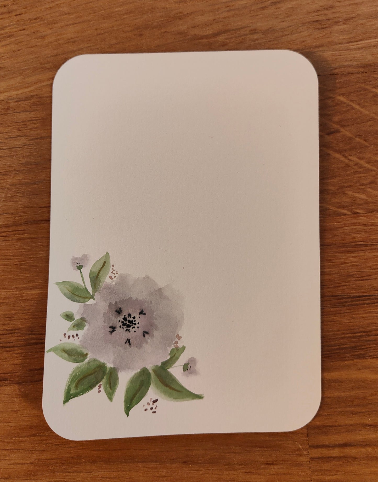 Schlichte florale Grußkarte mit handgemalter Blume – Blanko Postkarte zum Selbstbeschriften